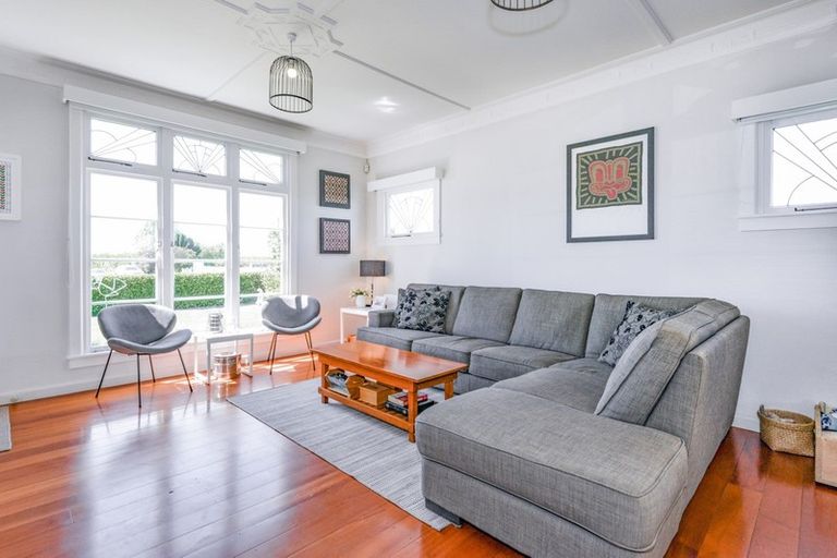 Photo of property in 55 Thompson Road, Twyford, Hastings, 4175