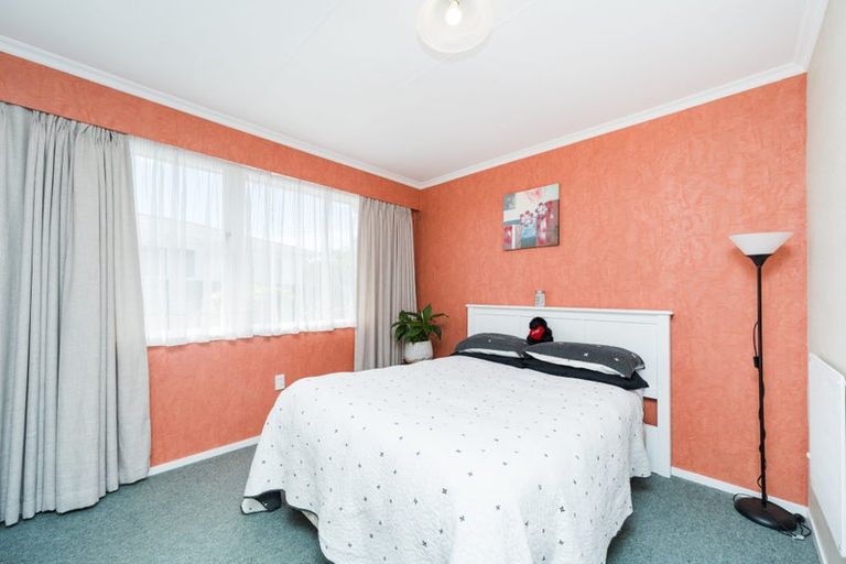 Photo of property in 28 Karamea Crescent, Kelvin Grove, Palmerston North, 4414