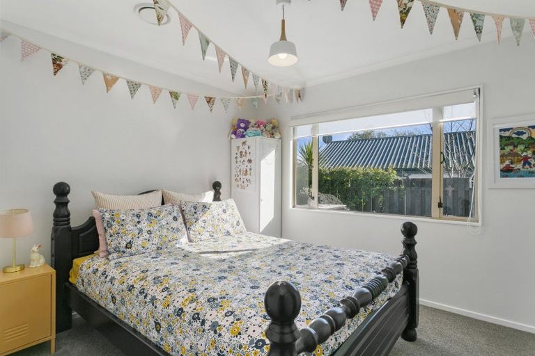 Photo of property in 54 Arrowsmith Avenue, Waipahihi, Taupo, 3330