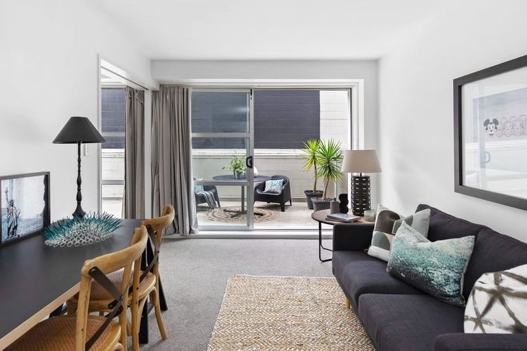 Photo of property in 8 Clayton Street, Saint Clair, Dunedin, 9012