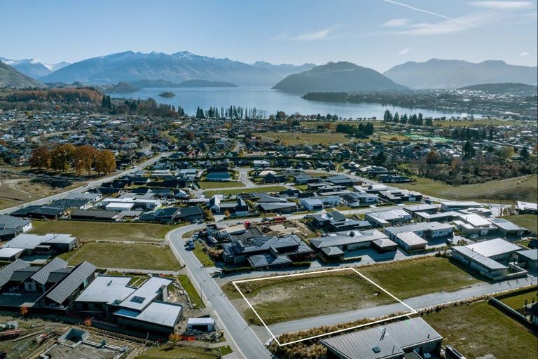 Photo of property in Meadowstone Alpha Series, 2 Petalite Lane, Wanaka, 9305