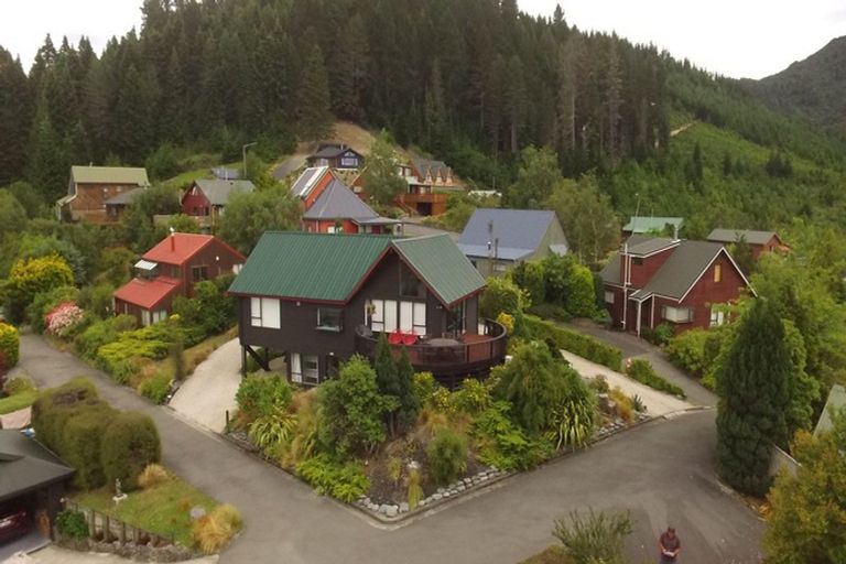 Photo of property in 15 Acheron Heights, Hanmer Springs, 7334