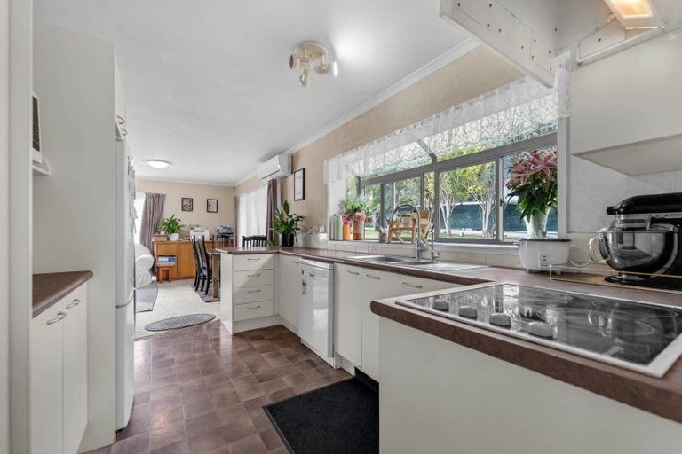 Photo of property in 9 Hawkley Close, Flat Bush, Auckland, 2019