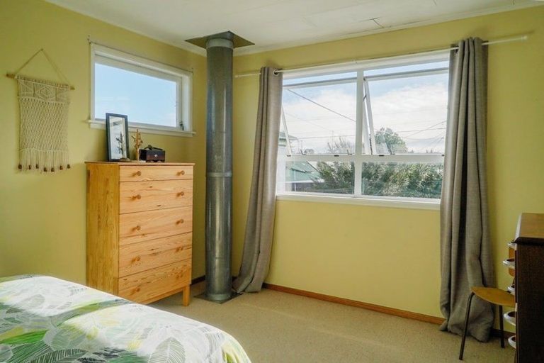 Photo of property in 23 The Centre, Waipu, 0510