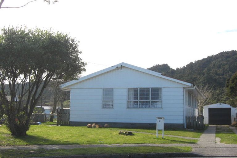 Photo of property in 6 Mitchell Place, Cobden, Greymouth, 7802