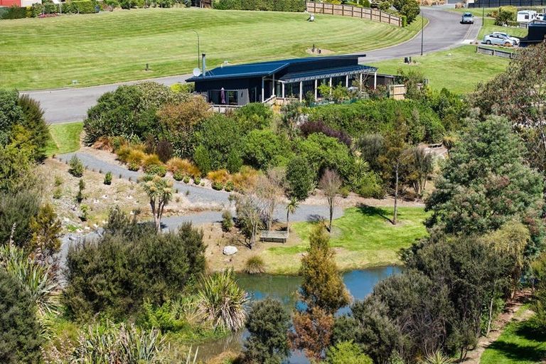 Photo of property in 15 Clemett Court, Kaikoura Flat, Kaikoura, 7371