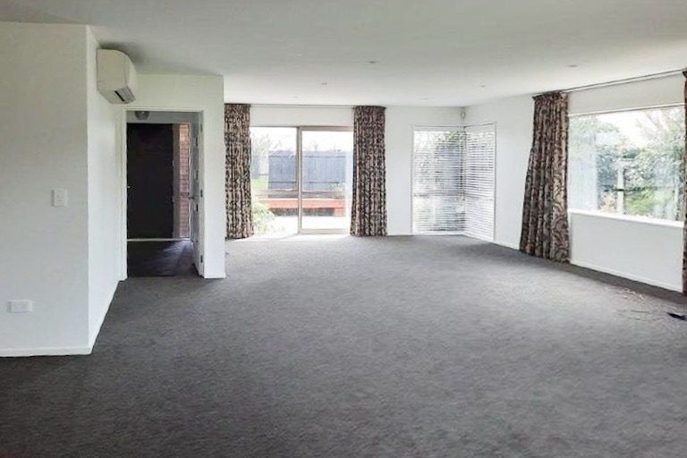 Photo of property in 7 Bamber Crescent, Halswell, Christchurch, 8025