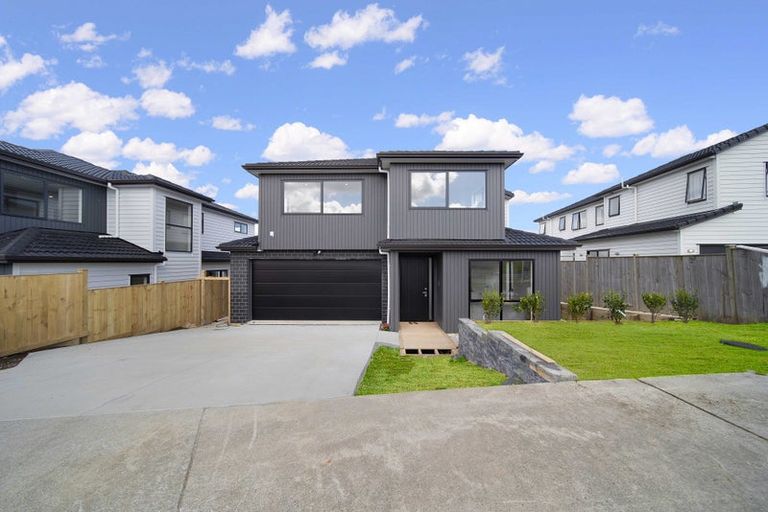 Photo of property in 1 Nola Dawn Avenue, Papakura, 2110