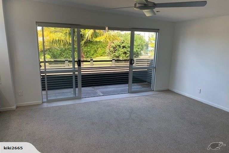 Photo of property in 78a Matipo Road, Mairangi Bay, Auckland, 0630