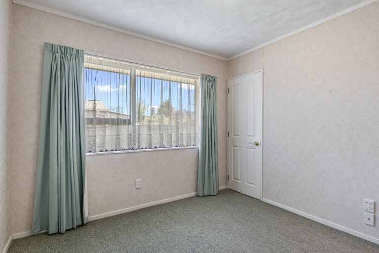 Photo of property in 52a Queen Street West, Levin, 5510