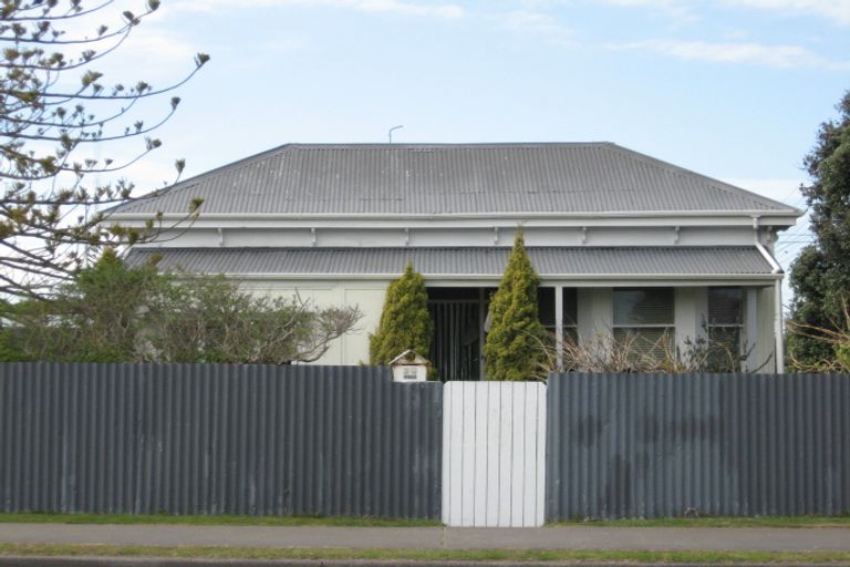 Photo of property in 30 Mosston Road, Castlecliff, Whanganui, 4501