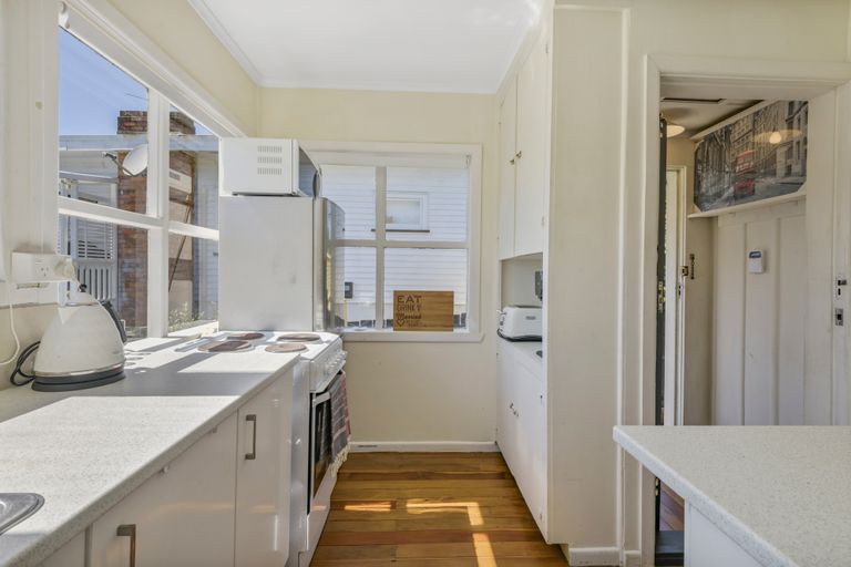 Photo of property in 47 Rua Road, Glen Eden, Auckland, 0602