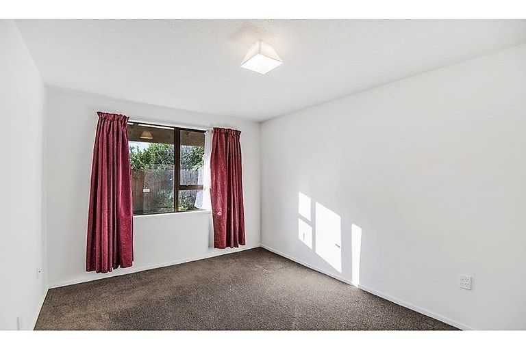 Photo of property in 2/23 Geraldine Street, Edgeware, Christchurch, 8013