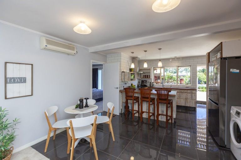 Photo of property in 16 Ruru Road, Otaihanga, Paraparaumu, 5036