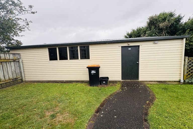 Photo of property in 29-31 Rangitira Avenue, Palmerston North, 4414
