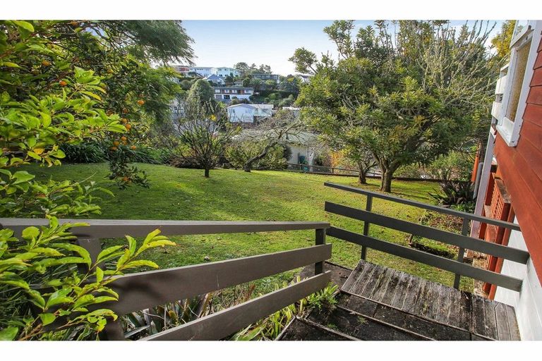 Photo of property in 4 Havana Place, Glenfield, Auckland, 0629