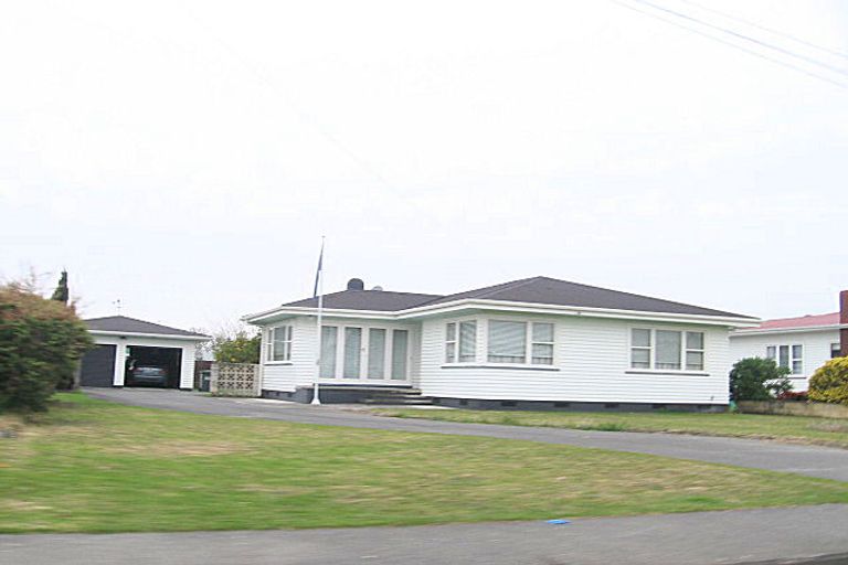 Photo of property in 9 Pembroke Street, Taradale, Napier, 4112