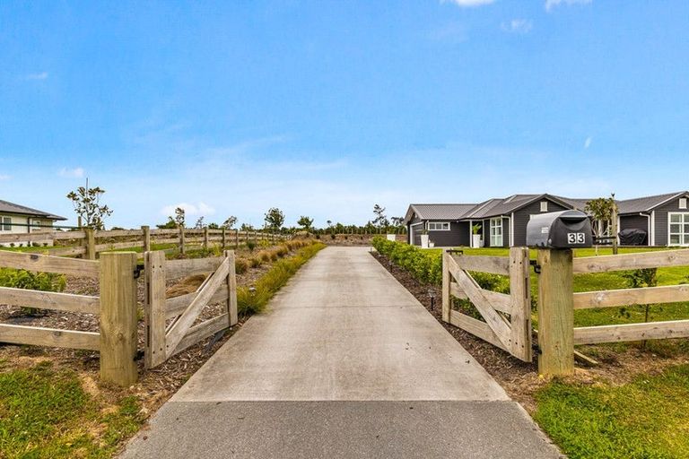 Photo of property in 33 Awatiro Drive, Kaukapakapa, 0871