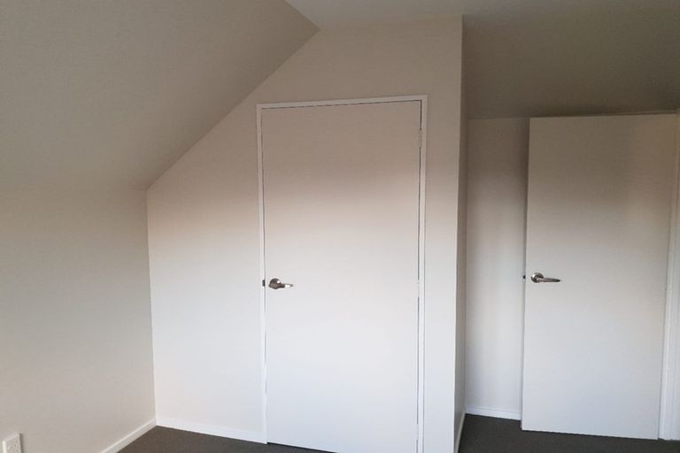 Photo of property in 32 Berkshire Drive, Avonhead, Christchurch, 8042