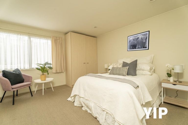 Photo of property in 5/9 Broderick Road, Johnsonville, Wellington, 6037