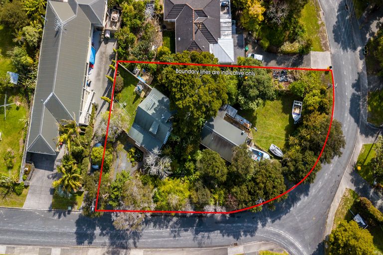 Photo of property in 5 Woodlands Avenue, Snells Beach, 0920