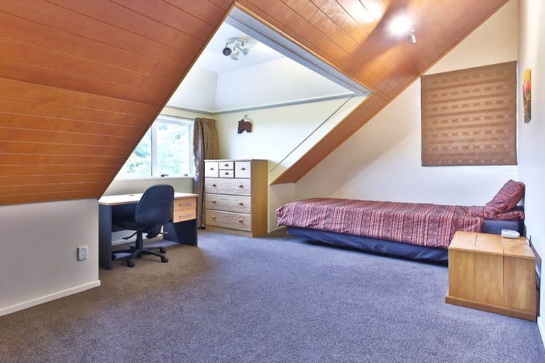 Photo of property in 18 Woodside Common, Westmorland, Christchurch, 8025