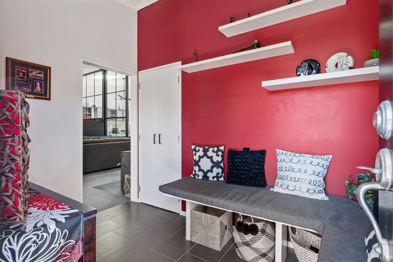 Photo of property in 46 Kent Avenue, Waitarere Beach, Levin, 5510