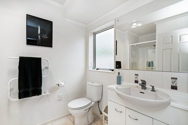 Photo of property in 73 Marsden Point Road, Ruakaka, 0116