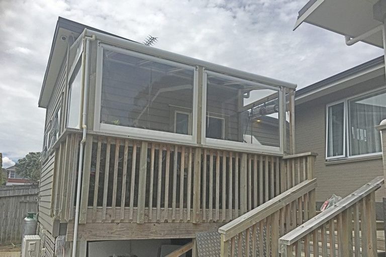 Photo of property in 109 Reeves Road, Pakuranga Heights, Auckland, 2010