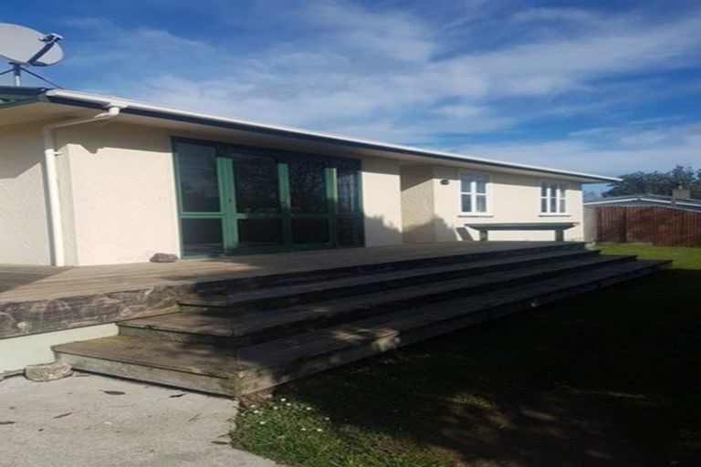 Photo of property in 4 Drayton Place, Highbury, Palmerston North, 4412