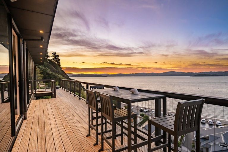 Photo of property in 616b Marine Drive, Days Bay, Lower Hutt, 5013