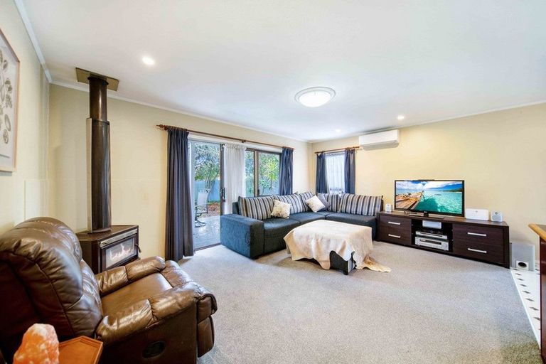 Photo of property in 70c Maich Road, Manurewa, Auckland, 2102