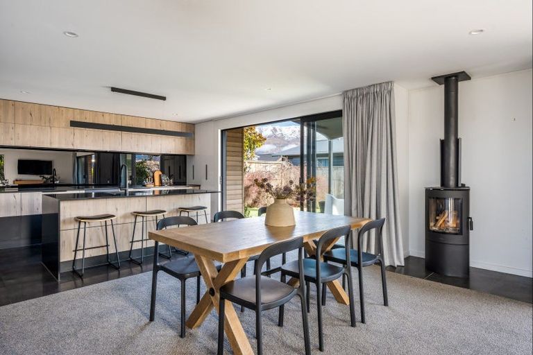 Photo of property in 251 Aubrey Road, Wanaka, 9305