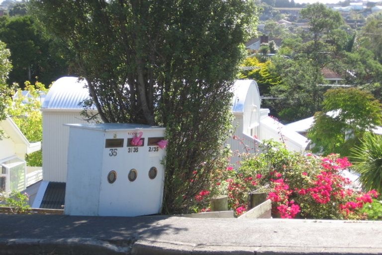 Photo of property in 1/35 Newhaven Terrace, Mairangi Bay, Auckland, 0630