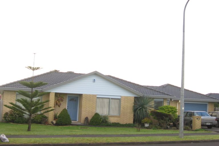 Photo of property in 75 Burswood Drive, Burswood, Auckland, 2013
