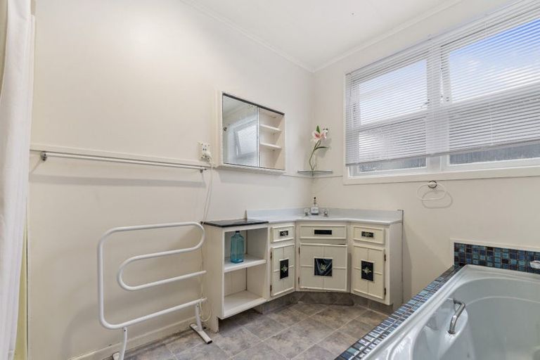 Photo of property in 55 Devon Street, Glenholme, Rotorua, 3010