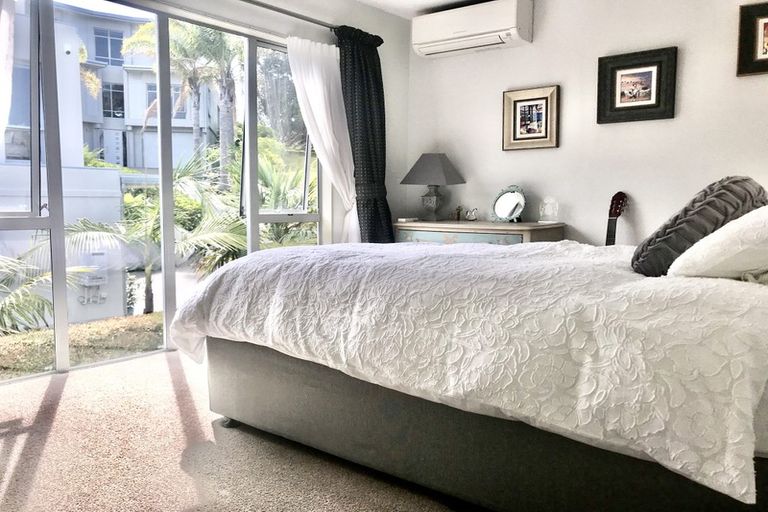 Photo of property in 119 Beach Road, Castor Bay, Auckland, 0620