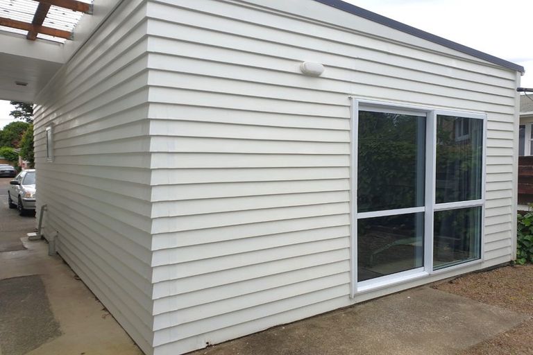 Photo of property in 21 Helena Road, Hillcrest, Hamilton, 3216