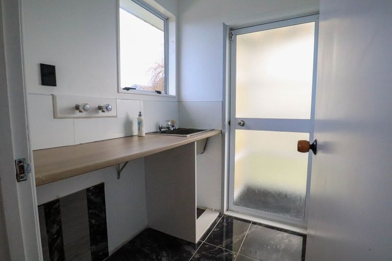 Photo of property in 2/72 Palmers Road, Clendon Park, Auckland, 2103