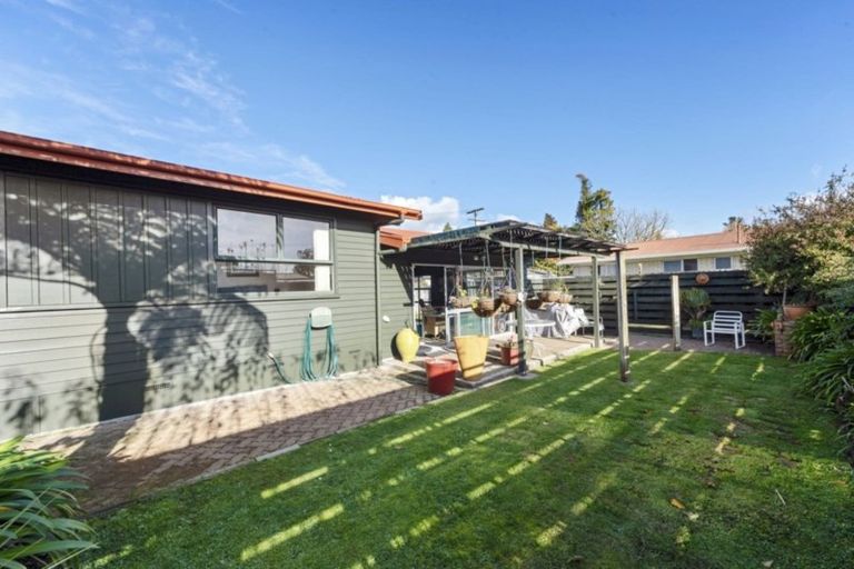 Photo of property in 6 Anthony Crescent, Bader, Hamilton, 3206