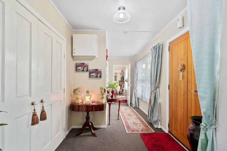 Photo of property in 214 Clayton Road, Mangakakahi, Rotorua, 3015