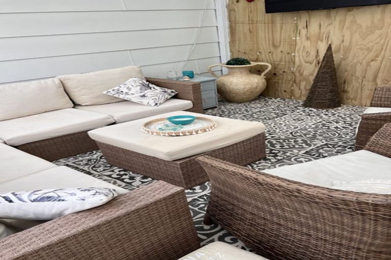 Photo of property in 16a Hall Place, Foxton Beach, Foxton, 4815