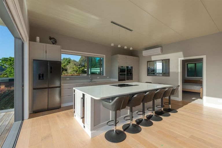 Photo of property in 1 Brind Road, Russell, 0202