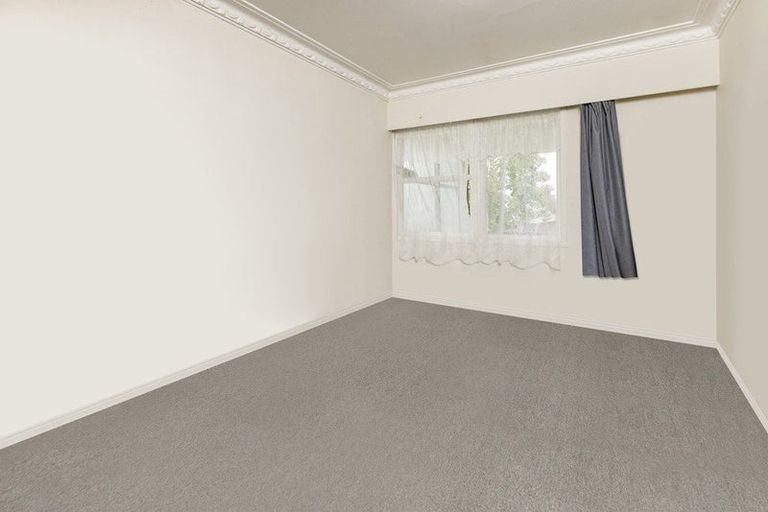 Photo of property in 4 Butterworth Avenue, Opaheke, Papakura, 2113