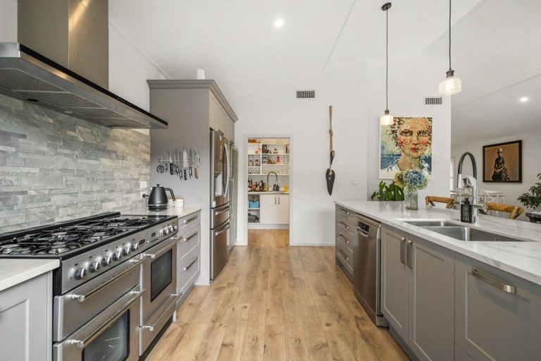 Photo of property in 70 Chesham Avenue, Waipahihi, Taupo, 3330