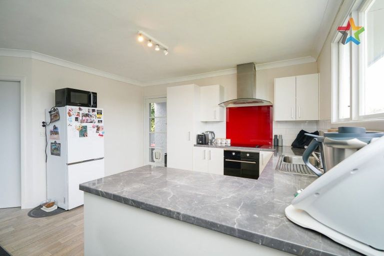 Photo of property in 143 Stobo Street, Grasmere, Invercargill, 9810