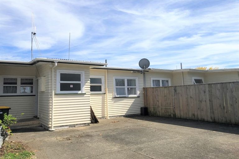 Photo of property in 130 Cambridge Street, Levin, 5510