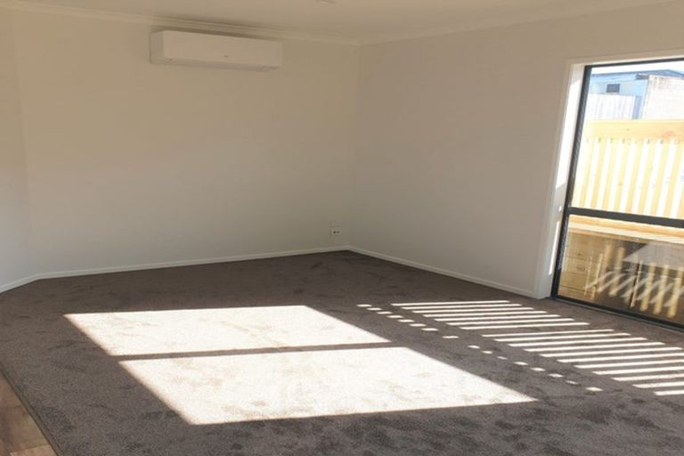 Photo of property in 15 Colombo Road, Waiuku, 2123