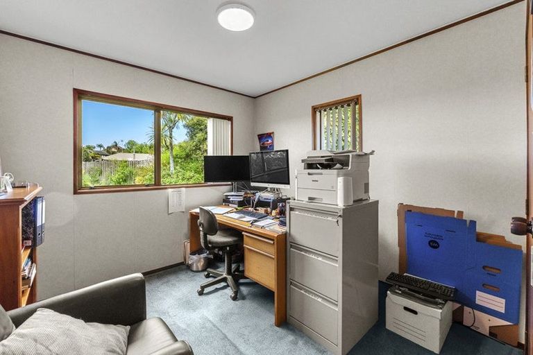 Photo of property in 97 John Downs Drive, Browns Bay, Auckland, 0630