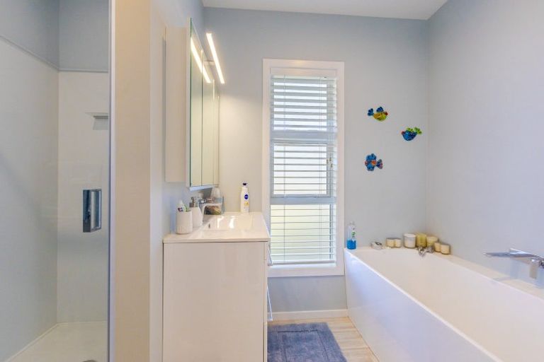 Photo of property in 21 Bell Street, Otane, 4202